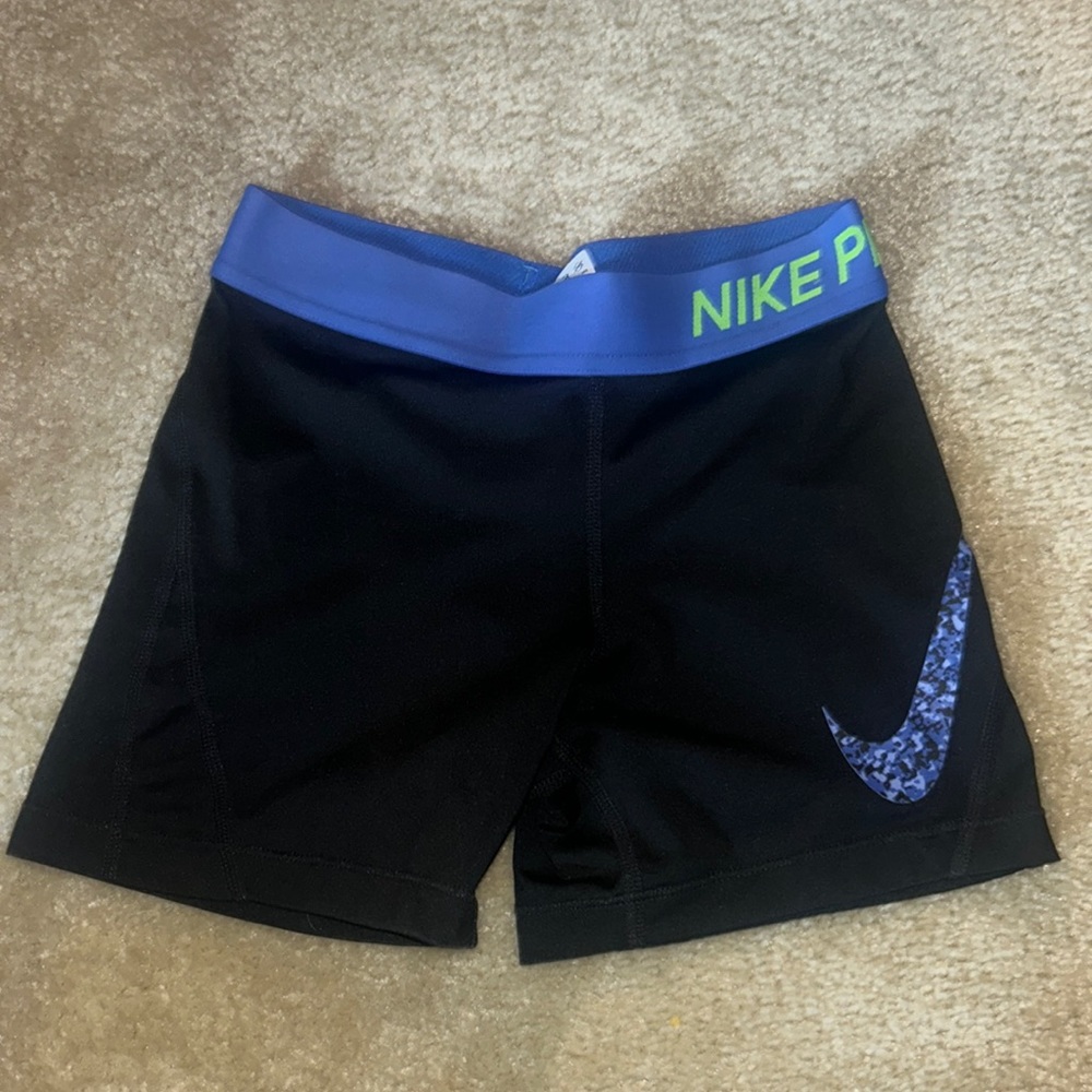 nike pro